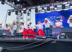 *Con exitosas jornadas artísticas en el Teatro del Pueblo continúan los festejos del 87 Aniversario de Valle Hermoso*