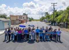 *Inaugura el alcalde Dr. Alberto Alanís la pavimentación de la calle Lázaro Cárdenas en la colonia Popular*