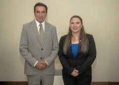 Presente en el 2o. Informe de Gobierno del Dr. Enrique Alanis Villarreal, la Licenciada Gloria Helena Garza Jiménez, Presidenta del CDE del PAN en Tamaulipas.